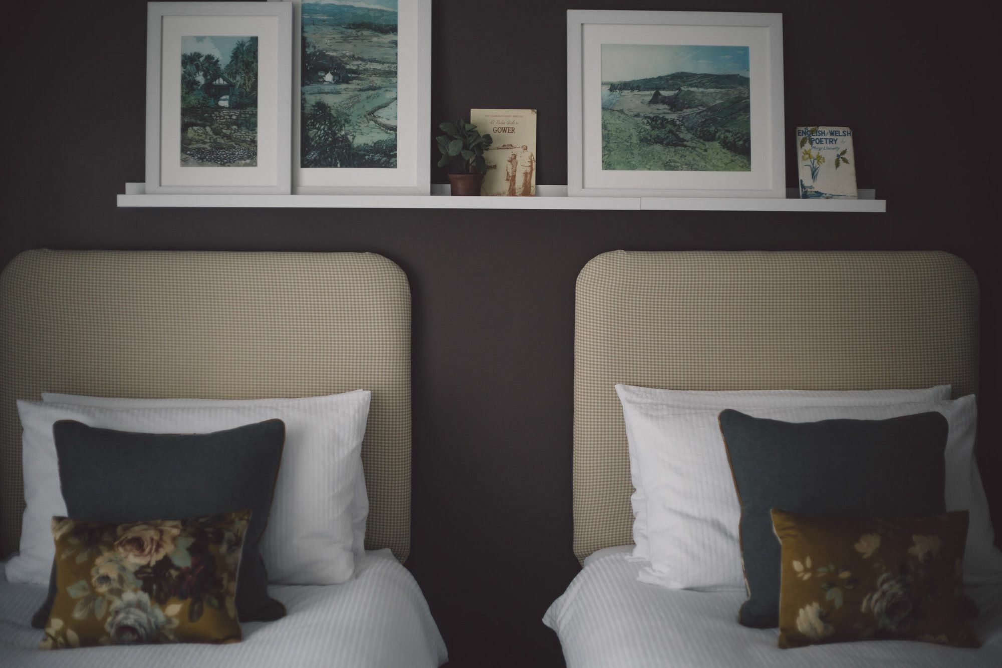 Langland Cove 5* Swansea
